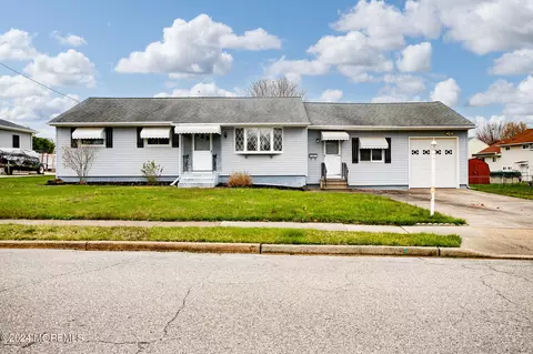 20 Brook Ln, Bordentown, NJ 08505