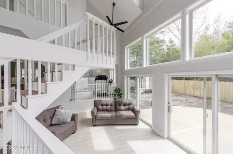 306 Candle Lake Dr, Little Egg Harbor, NJ 08087