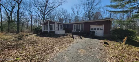 84 Obre Rd, Colts Neck, NJ 07722