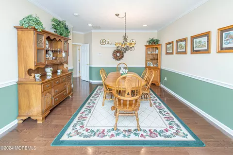 Dining - 104 Marlow Dr, Jackson, NJ 08527 photo 2 of 4