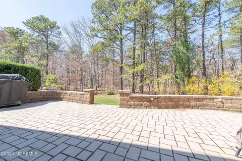 Exterior - 104 Marlow Dr, Jackson, NJ 08527 photo 3 of 5