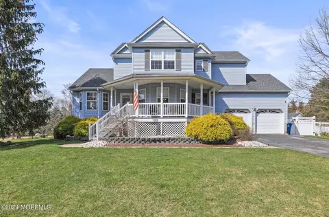 6 Pepperidge Ct, Jackson, NJ 08527