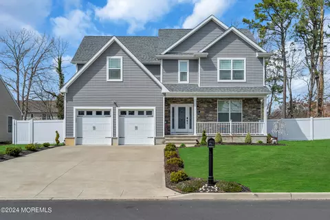 236 Yeoman Rd, Manahawkin, NJ 08050