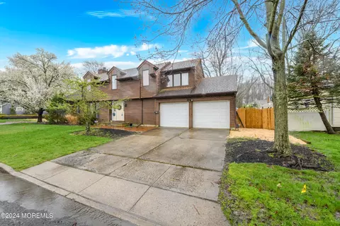 22 Avon Ave, Oceanport, NJ 07757