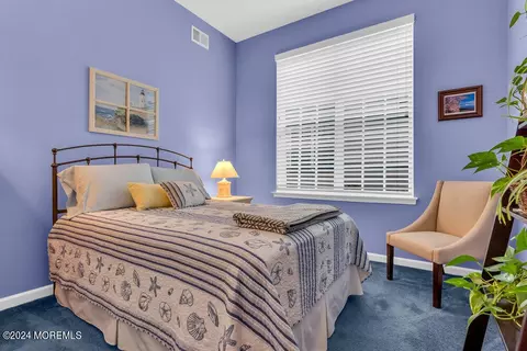 Bedroom - 26 Arborridge Dr, Forked River, NJ 08731 photo 4 of 5