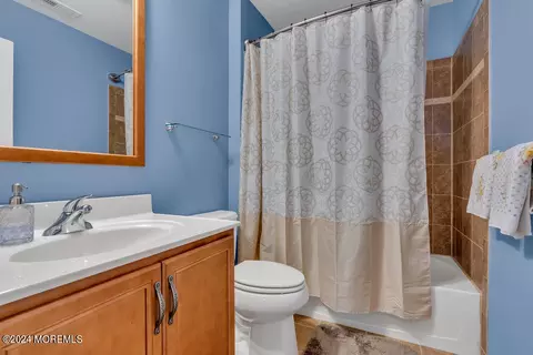 Bath - 26 Arborridge Dr, Forked River, NJ 08731 photo 4 of 4
