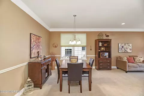 Dining - 37 Mason Dr, Jackson, NJ 08527 photo 5 of 8
