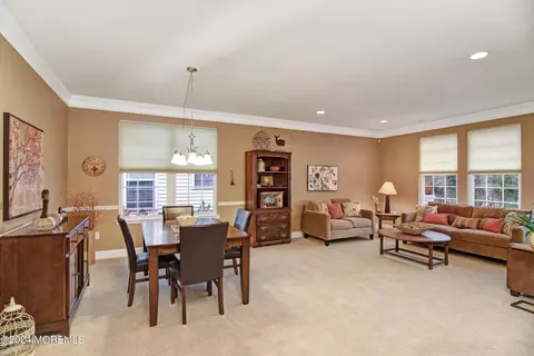 Dining - 37 Mason Dr, Jackson, NJ 08527 photo 2 of 8