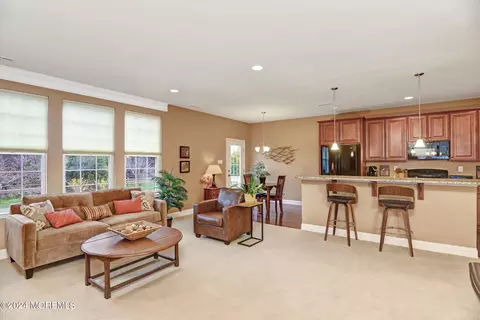 Living - 37 Mason Dr, Jackson, NJ 08527 photo 5 of 8