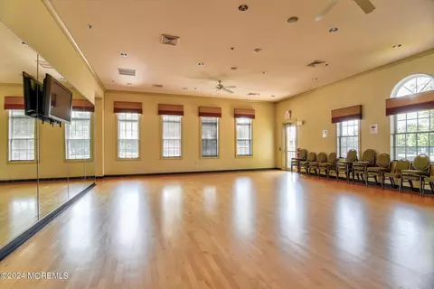 Living - 37 Mason Dr, Jackson, NJ 08527 photo 6 of 8