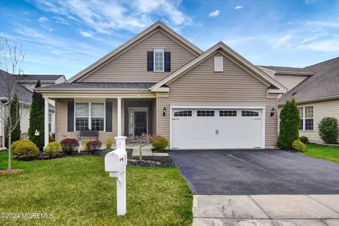 Exterior - 37 Mason Dr, Jackson, NJ 08527 photo 2 of 13