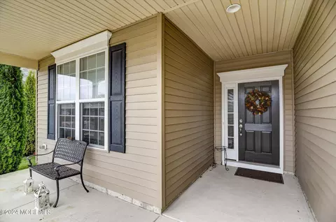 Exterior - 37 Mason Dr, Jackson, NJ 08527 photo 3 of 13