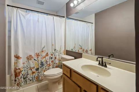 Bath - 875 Bowman Rd, Jackson, NJ 08527 photo 1 of 2