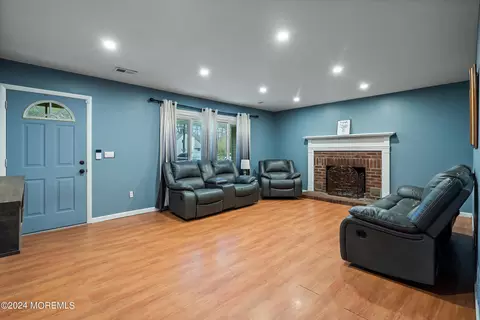 Living - 875 Bowman Rd, Jackson, NJ 08527 photo 1 of 4