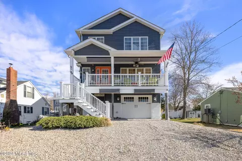 99 Bonita Rd, Waretown, NJ 08758