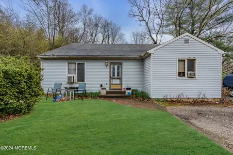 149 S Stump Tavern Rd, Jackson, NJ 08527