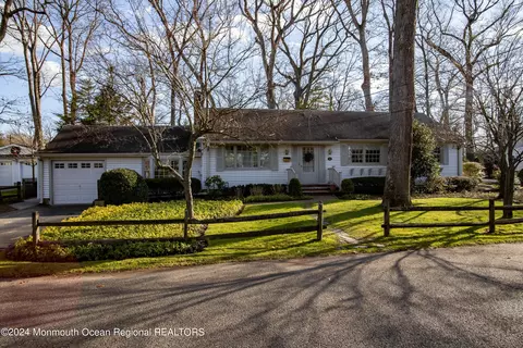 22 Katherine St, Fair Haven, NJ 07704