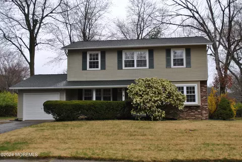 2 Albany Ave, Jackson, NJ 08527