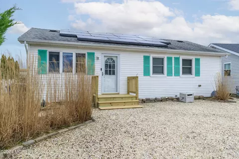 1163 Mill Creek Rd, Manahawkin, NJ 08050