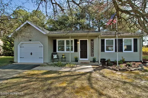 57 Westport Dr #71, Whiting, NJ 08759