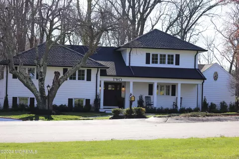 2 Heathcliff Rd, Rumson, NJ 07760