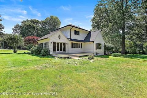 Exterior - 2 Heathcliff Rd, Rumson, NJ 07760 photo 12 of 13