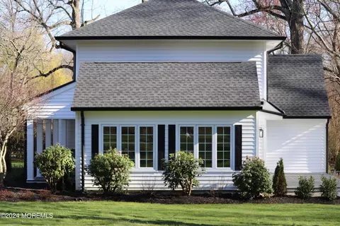 Exterior - 2 Heathcliff Rd, Rumson, NJ 07760 photo 7 of 13