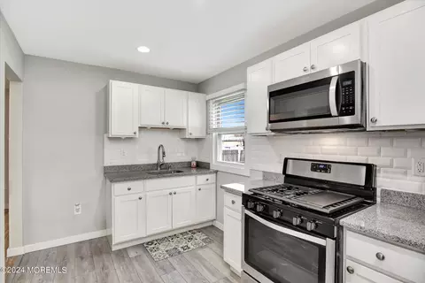 21 Ovington Ave, Edison, NJ 08817 photo 11