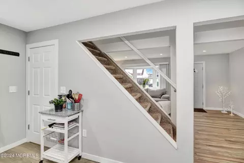 21 Ovington Ave, Edison, NJ 08817 photo 12