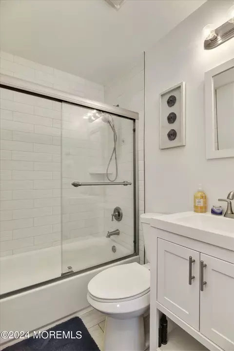 21 Ovington Ave, Edison, NJ 08817 photo 14