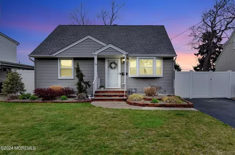 21 Ovington Ave, Edison, NJ 08817 photo 2