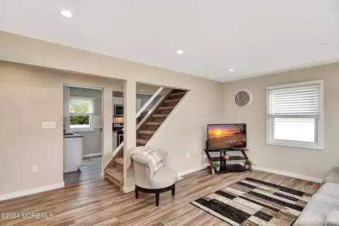 21 Ovington Ave, Edison, NJ 08817 photo 8