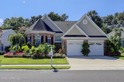 24 Wild Dunes Way, Jackson, NJ 08527