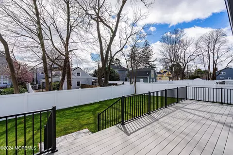 Exterior - 624 Cedarcrest Dr, Brielle, NJ 08730 photo 6 of 8