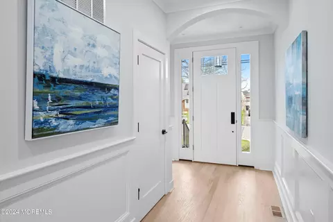 Entry Way - 624 Cedarcrest Dr, Brielle, NJ 08730 photo 2 of 9
