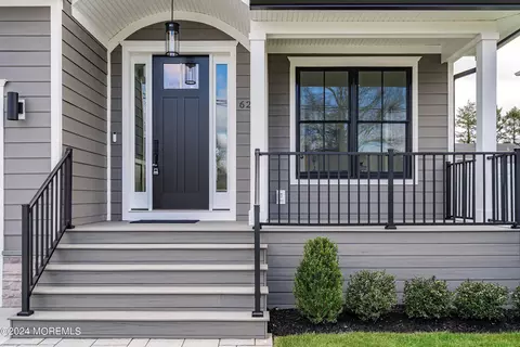 Entry Way - 624 Cedarcrest Dr, Brielle, NJ 08730 photo 1 of 9