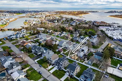 View/Area - 624 Cedarcrest Dr, Brielle, NJ 08730 photo 1 of 4
