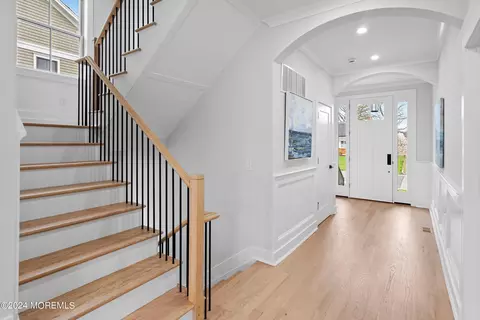 Entry Way - 624 Cedarcrest Dr, Brielle, NJ 08730 photo 3 of 9