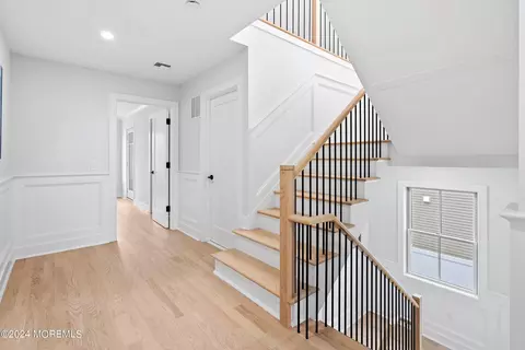Entry Way - 624 Cedarcrest Dr, Brielle, NJ 08730 photo 6 of 9