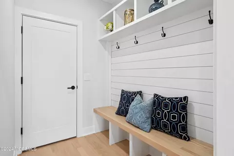 Entry Way - 624 Cedarcrest Dr, Brielle, NJ 08730 photo 5 of 9