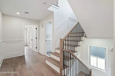 Entry Way - 626 Cedarcrest Dr, Brielle, NJ 08730 photo 4 of 7