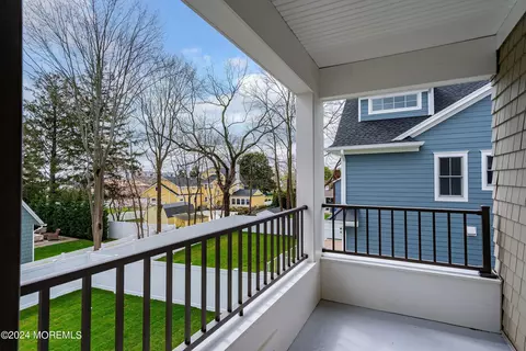 Exterior - 626 Cedarcrest Dr, Brielle, NJ 08730 photo 4 of 7