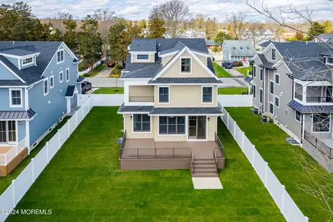 Exterior - 626 Cedarcrest Dr, Brielle, NJ 08730 photo 7 of 7