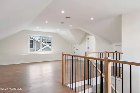 Entry Way - 626 Cedarcrest Dr, Brielle, NJ 08730 photo 7 of 7