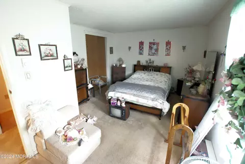 Bedroom - 91 Ocean Ave, Waretown, NJ 08758 photo 1 of 2