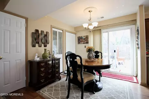 Dining - 35 Shilling Way, Jackson, NJ 08527 photo 1 of 3
