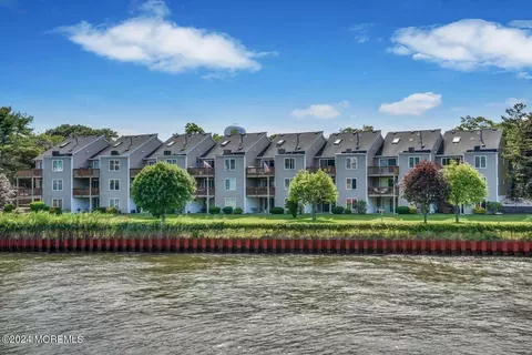 3 Intercoastal Way, Point Pleasant, NJ 08742