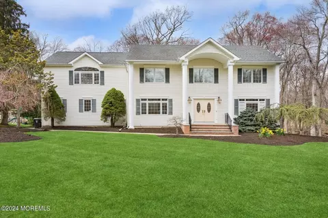 149 Ueland Rd, Red Bank, NJ 07701