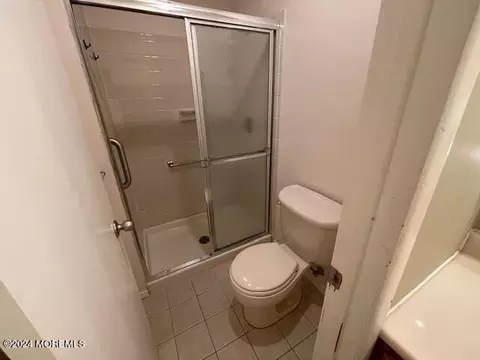 2 Regent Cir, Brick, NJ 08723 photo 13