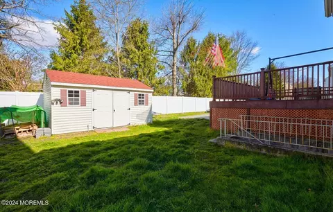 Exterior - 9 Paceview Dr, Howell, NJ 07731 photo 3 of 5